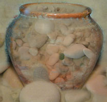 Сосуд жизни. Камни большие и малые песок. Фото Логинова Ольга